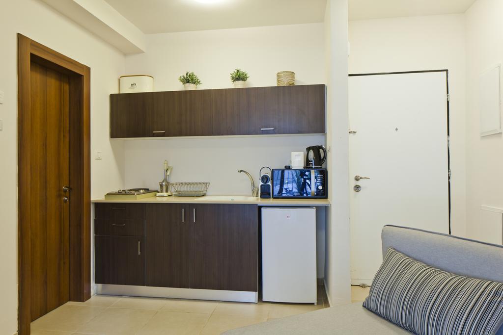 Tlv Suites By The Sea - 2 Rooms Tel Awiw Zewnętrze zdjęcie