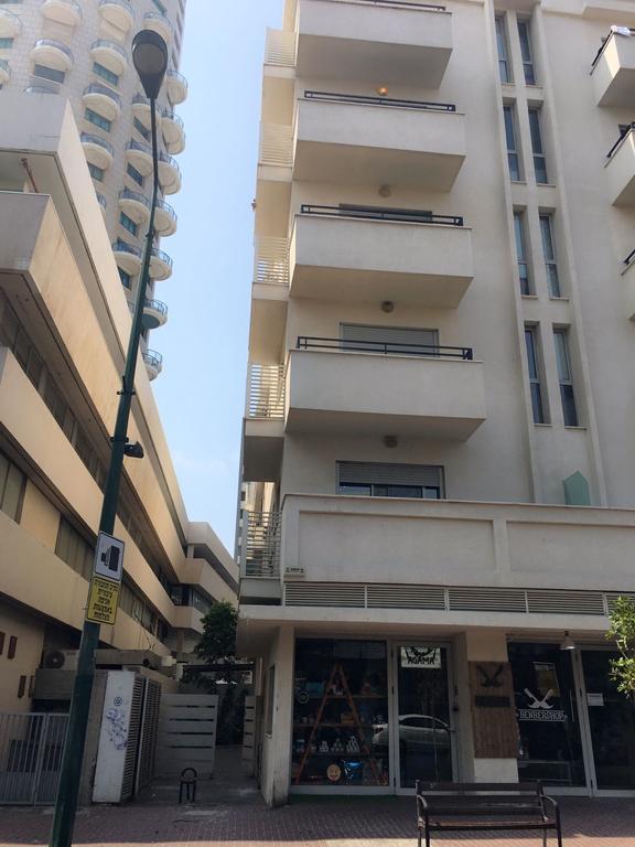 Tlv Suites By The Sea - 2 Rooms Tel Awiw Zewnętrze zdjęcie